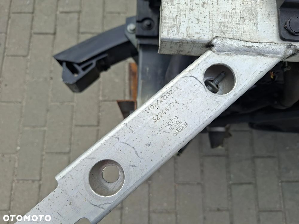pas przod przedni belka wzmocnienie chlodnice volvo xc90 II - 7