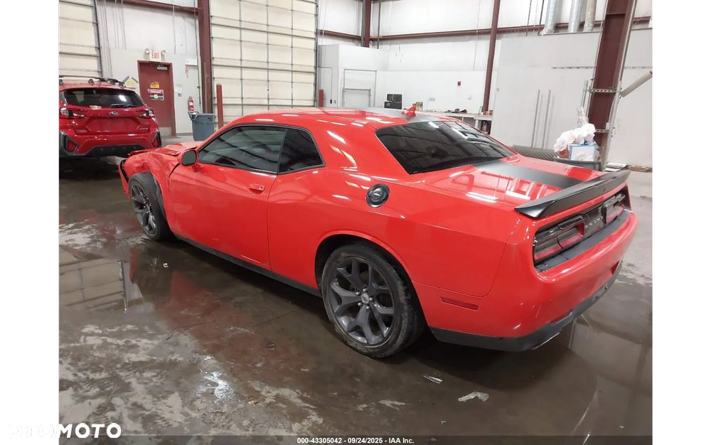 Dodge Challenger - 3