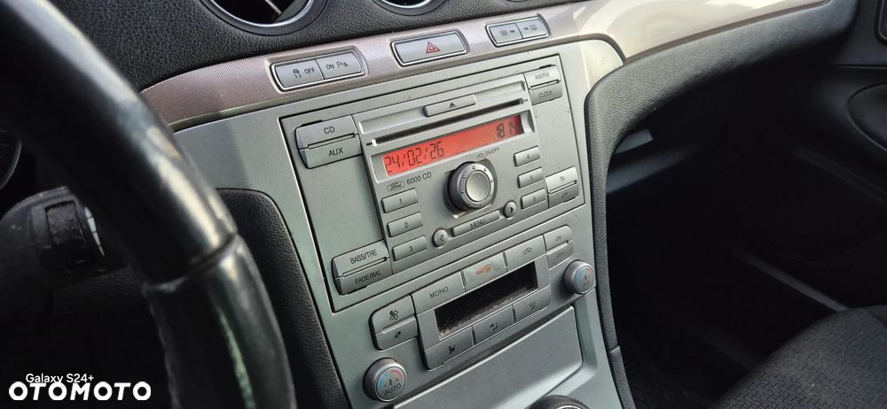 Ford Galaxy 2.0 TDCi Ghia - 3