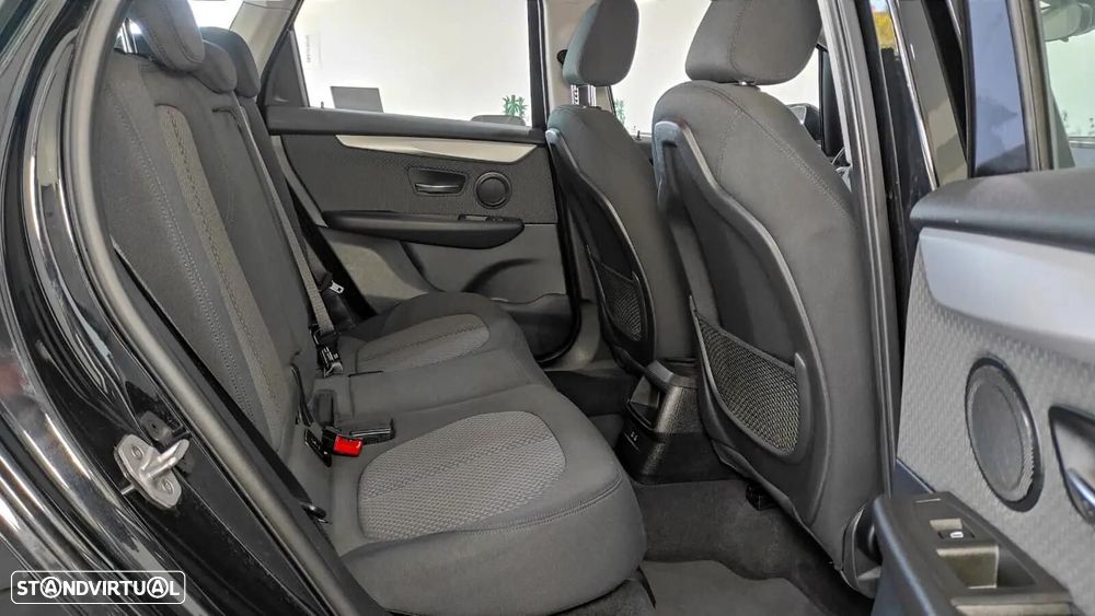 BMW 216 Active Tourer - 21