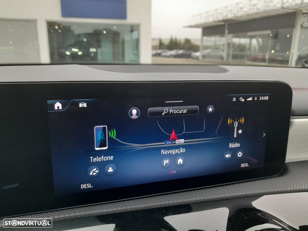 Mercedes-Benz CLA 250 e Shooting Brake AMG Line - 22