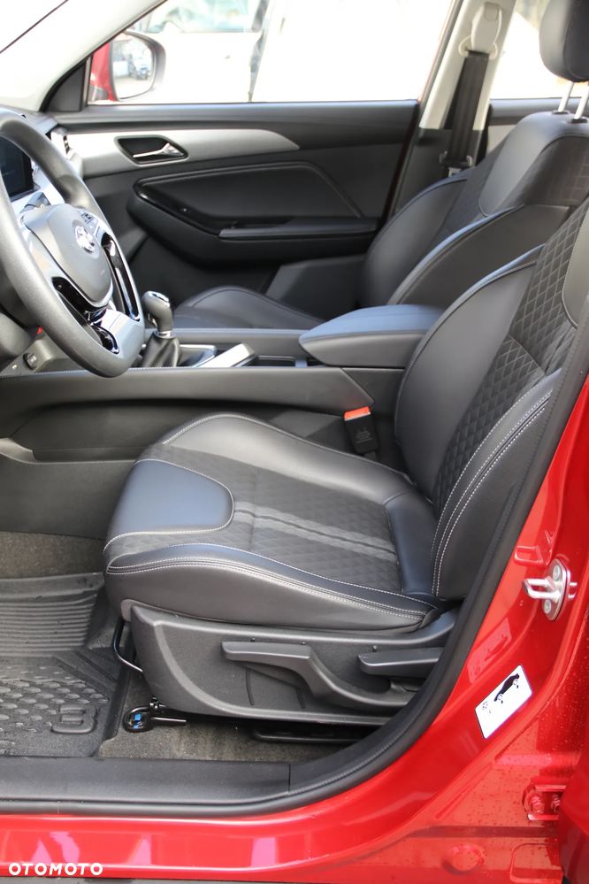 BAIC 3 1.5T Luxury - 29