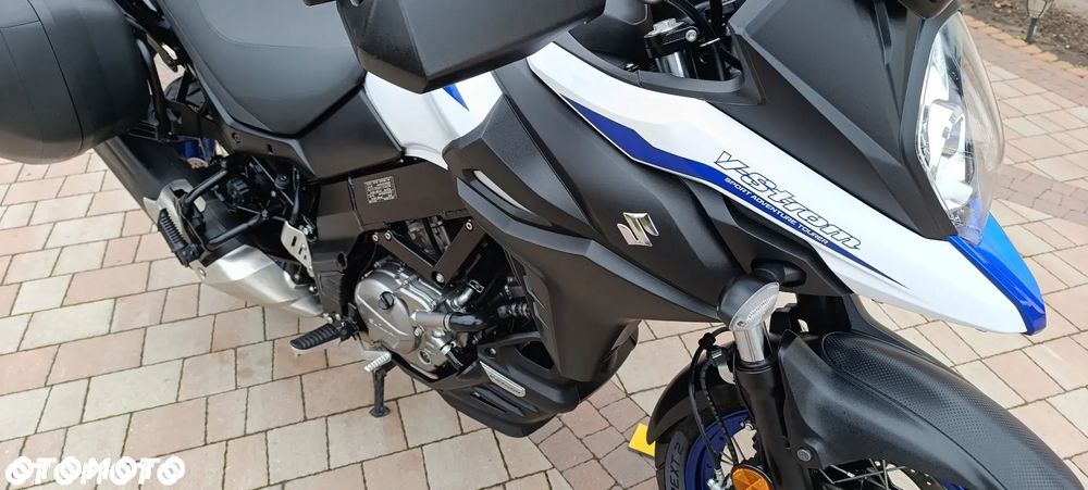 Suzuki V-STROM - 18