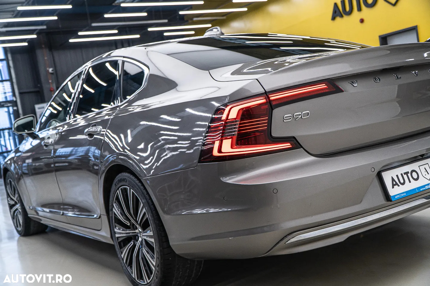 Volvo S90 D5 AWD Inscription - 37