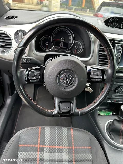 Volkswagen Beetle The Cabriolet 2.0 TDI BlueMotion Technology Club - 24