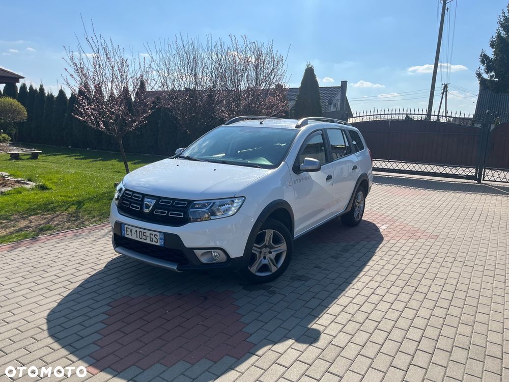 Dacia Logan dCi 90 S&S Stepway Celebration - 11