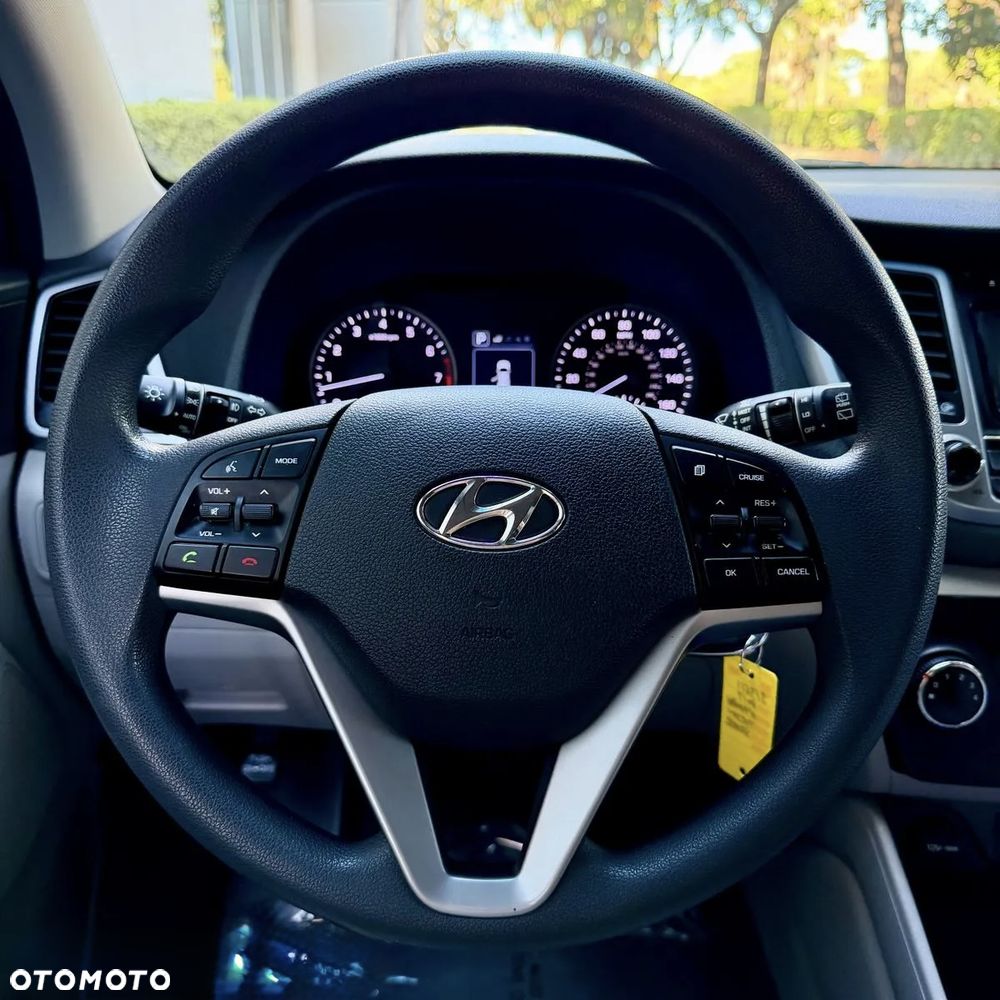 Hyundai Tucson - 10
