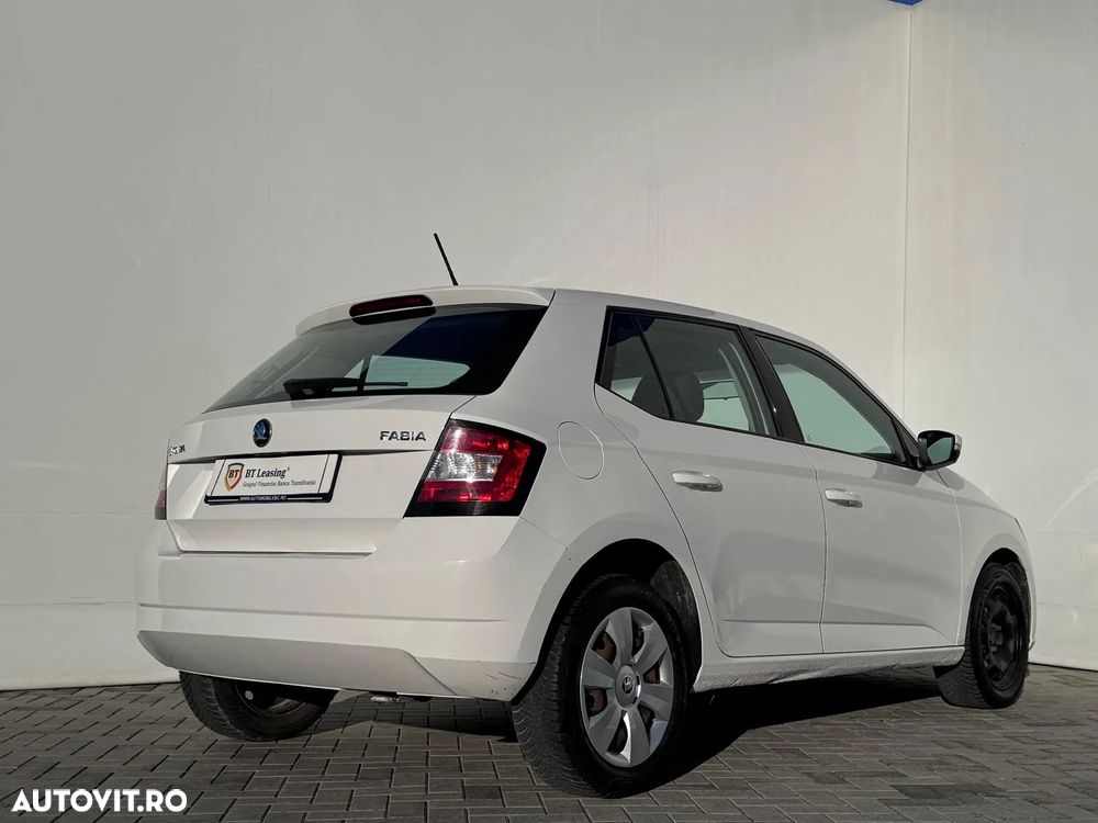 Skoda Fabia 1.0 MPI Ambition - 3