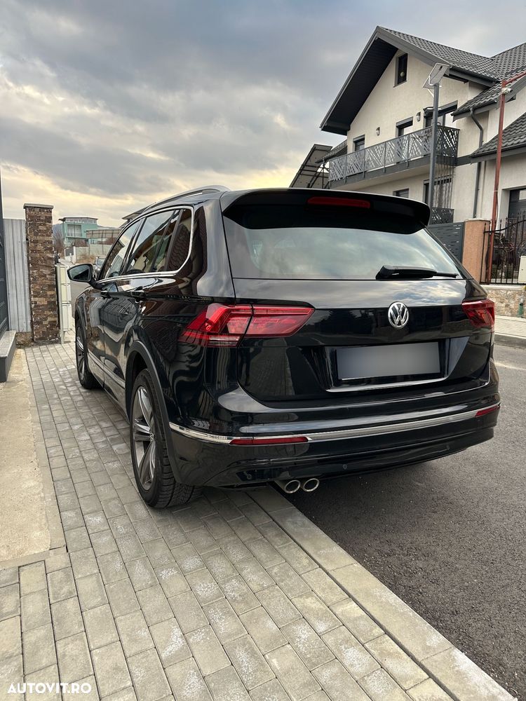 Volkswagen Tiguan - 10