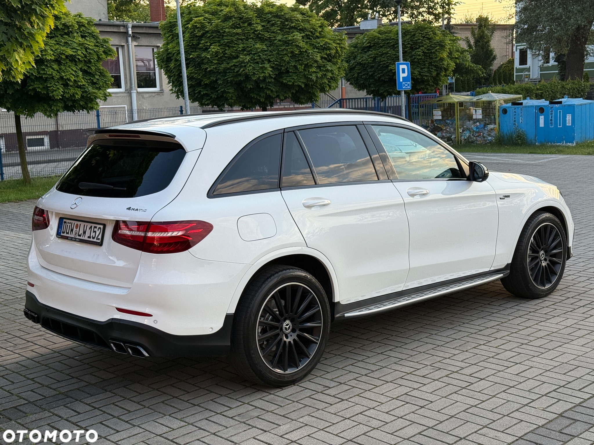 Mercedes-Benz GLC 250 d 4Matic 9G-TRONIC AMG Line - 3