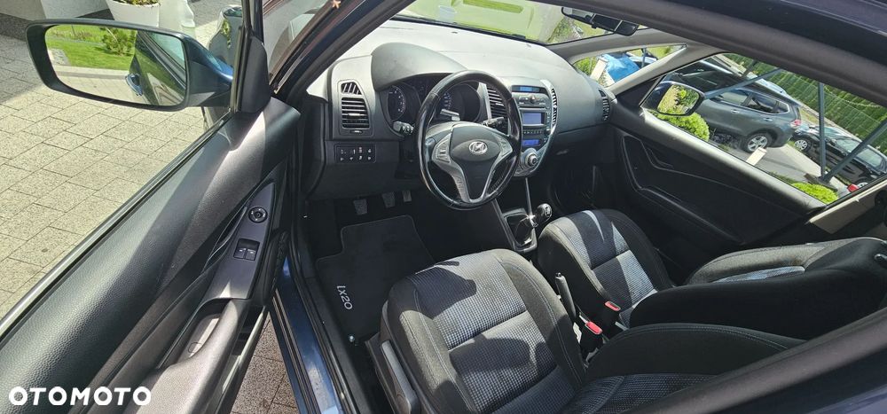 Hyundai ix20 - 6