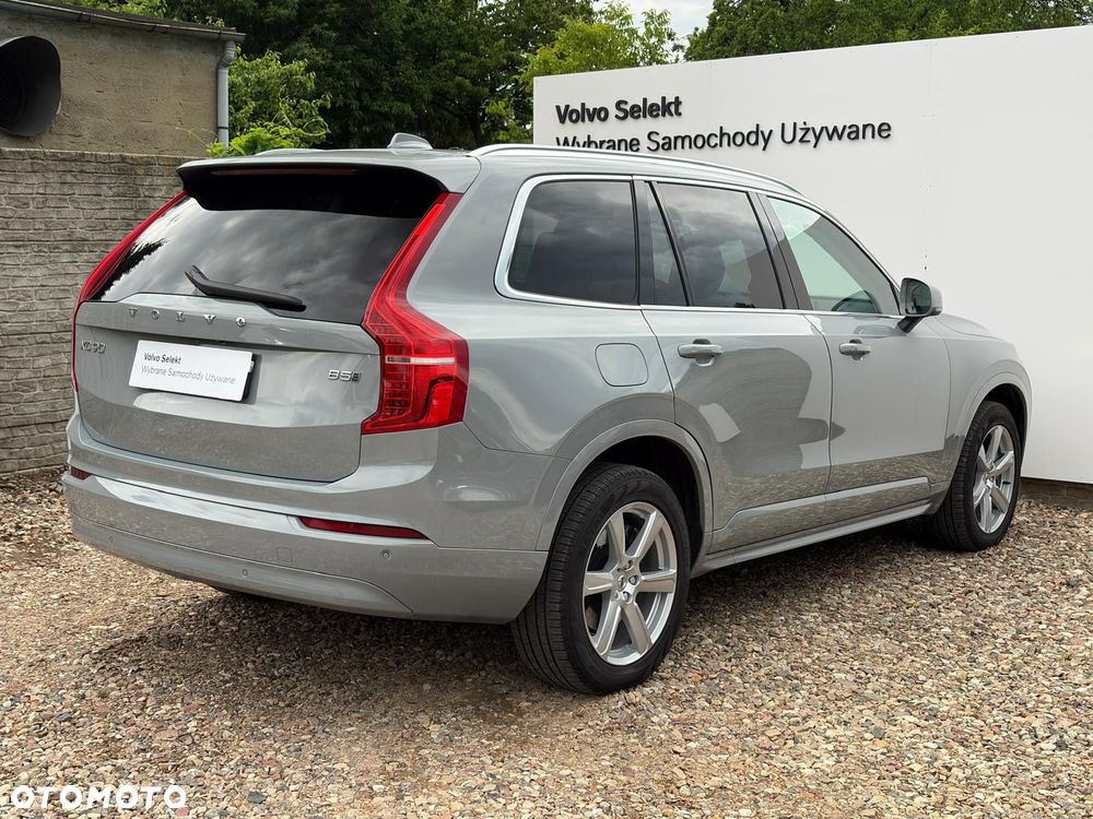 Volvo XC 90 - 8