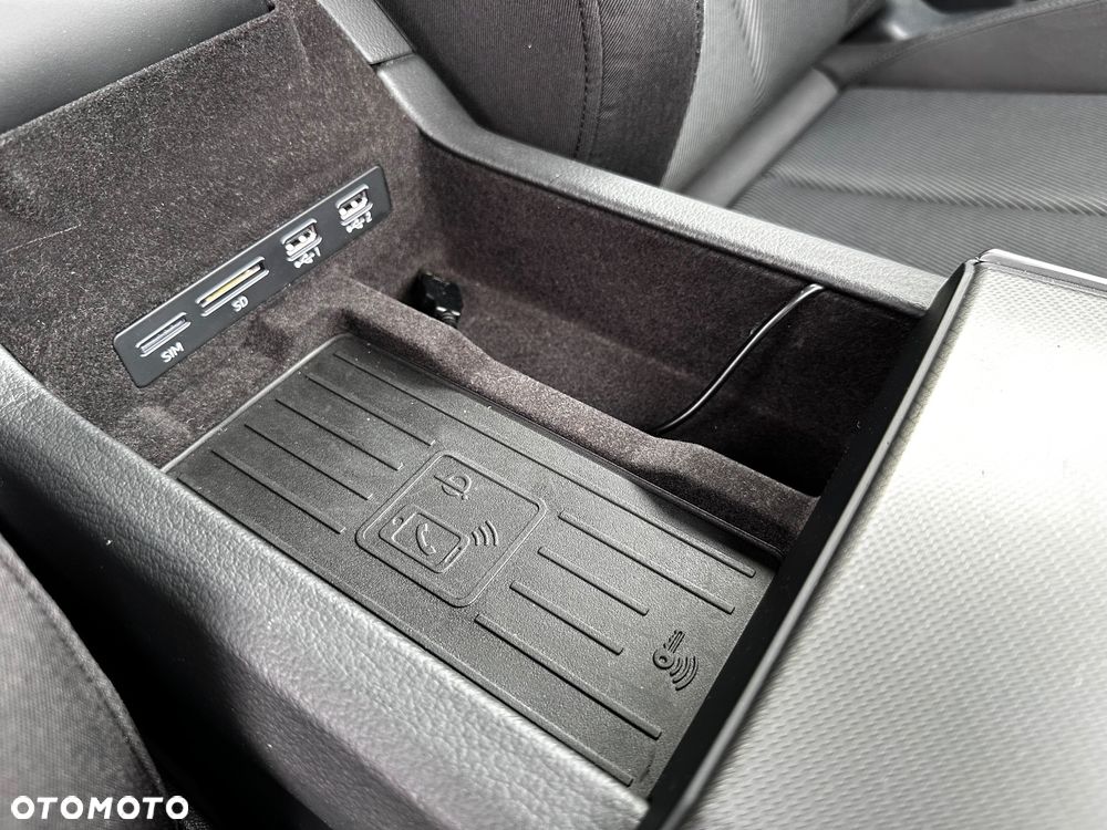 Audi A6 Avant 40 TDI S tronic sport - 37