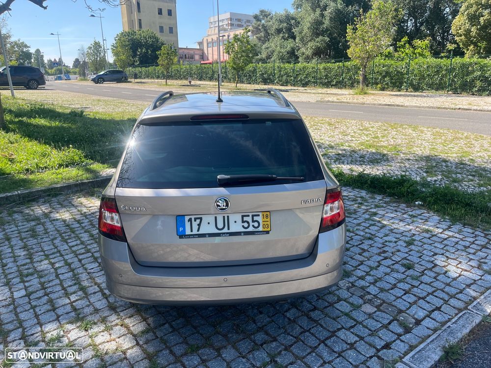 Skoda Fabia Break 1.4 TDi Style - 4