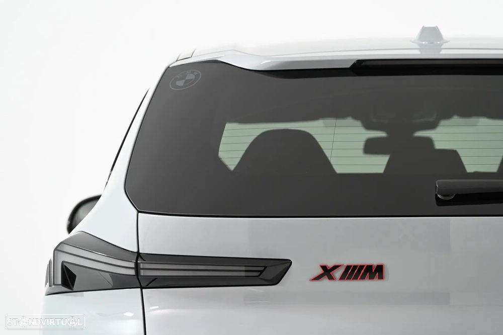 BMW XM Label Red - 10