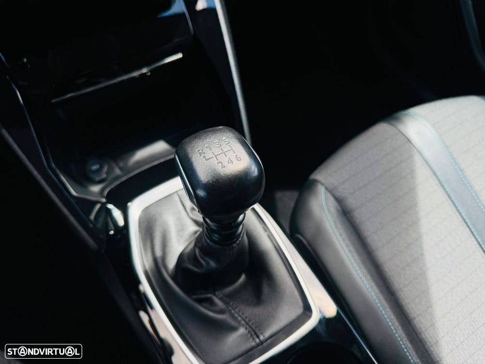 Peugeot 208 1.2 PureTech Allure Pack - 29