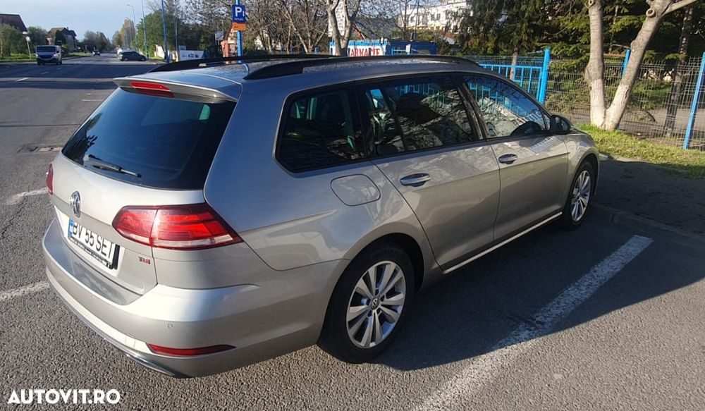 Volkswagen Golf 1.6 TDI DSG Comfortline - 4