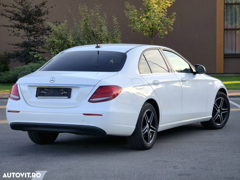 Mercedes-Benz E 200 d T-Modell Aut - 3
