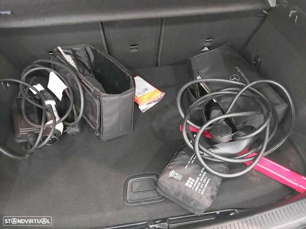 Mercedes-Benz A 250 e Style Plus - 16