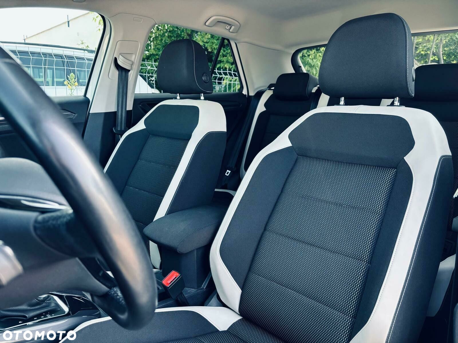 Volkswagen T-Roc 1.5 TSI ACT Premium DSG - 13