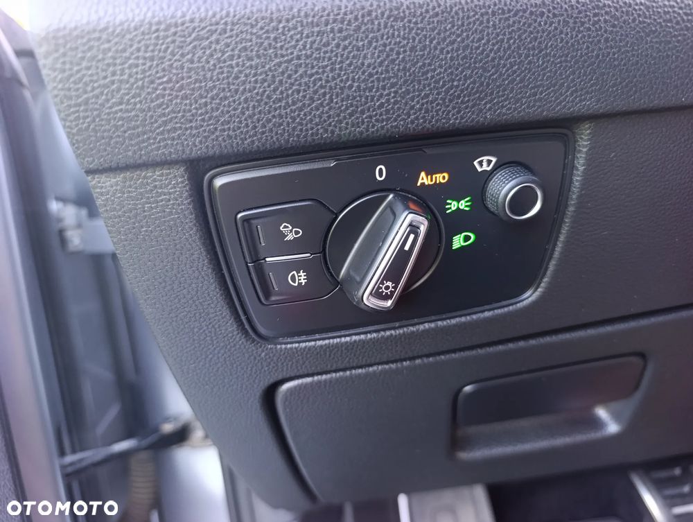 Volkswagen Arteon 2.0 TDI SCR DSG R-Line Edition - 27