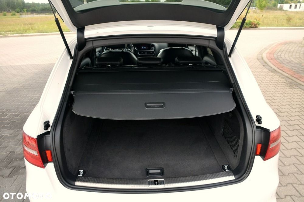 Audi A4 Avant - 28