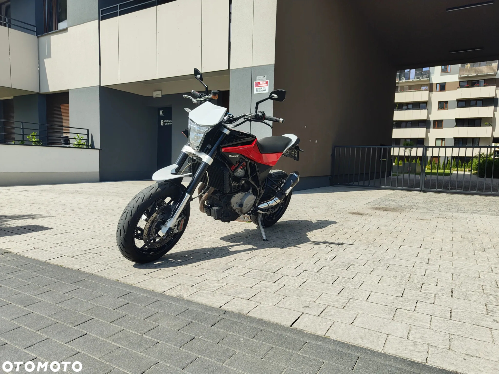 Husqvarna Nuda 900R - 3