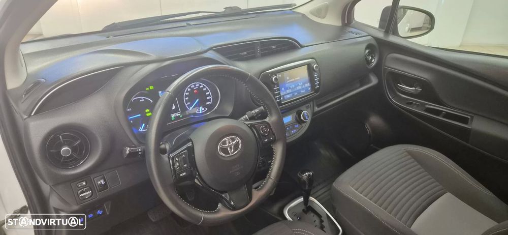 Toyota Yaris 1.5 HSD Comfort+P.Style - 16