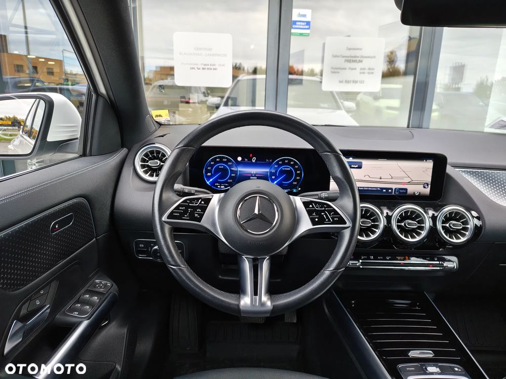 Mercedes-Benz EQA - 11