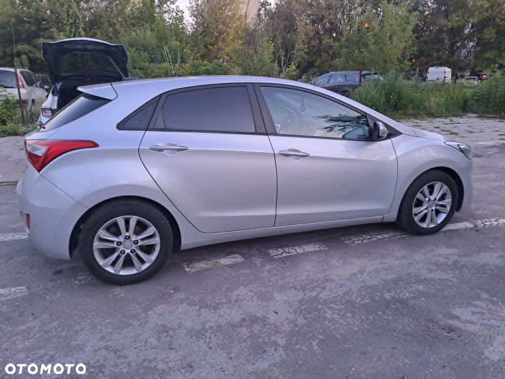 Hyundai i30 1.4 Premium - 7