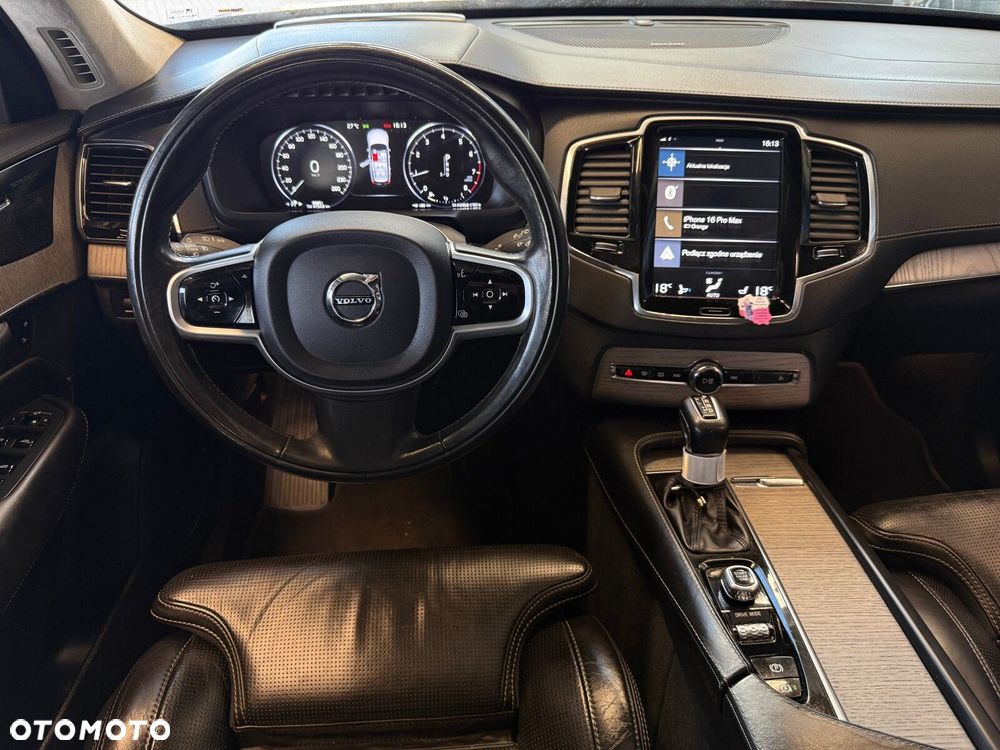 Volvo XC 90 - 24