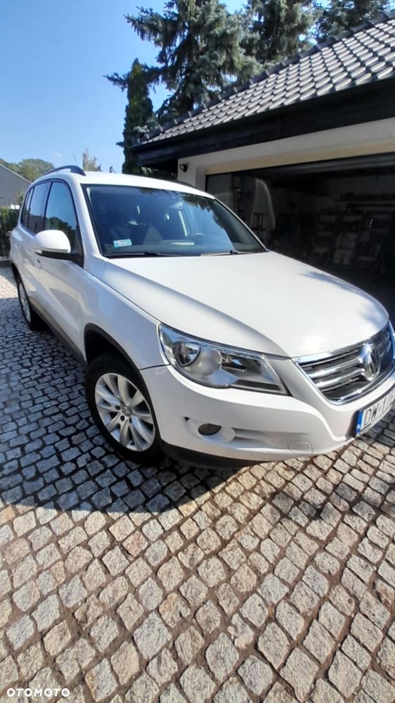 Volkswagen Tiguan - 11