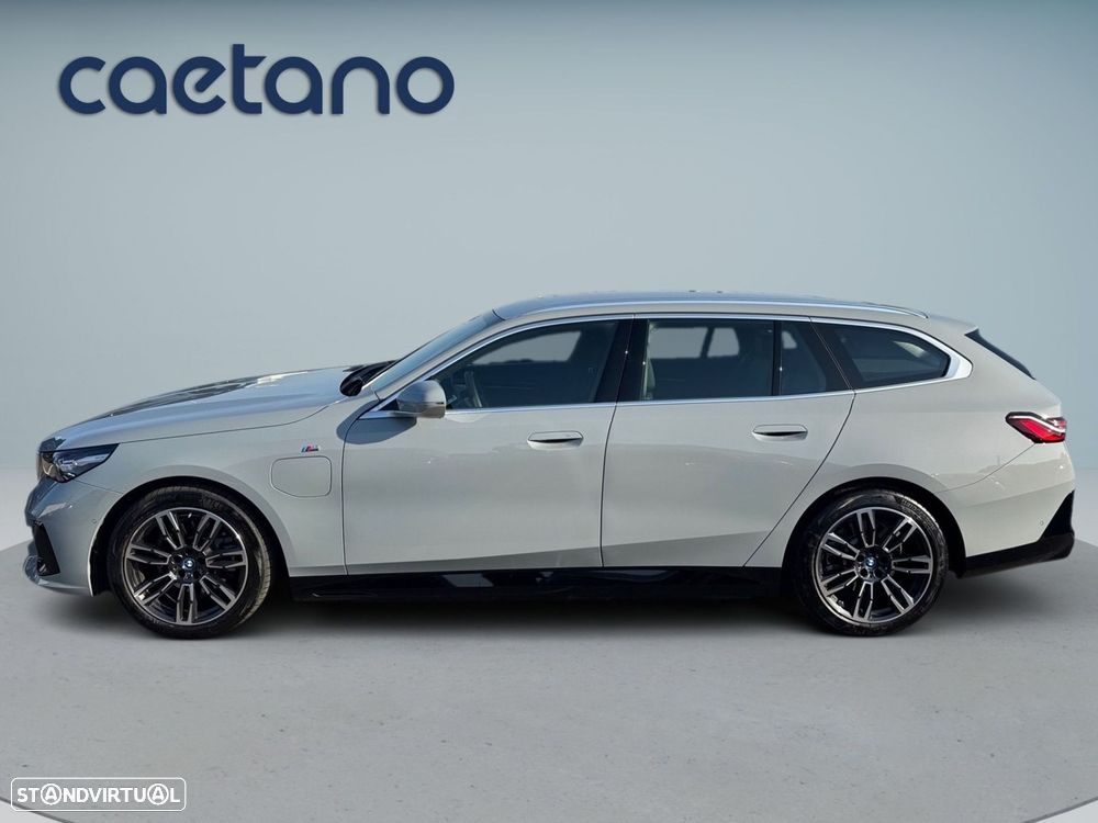BMW 530 e Pack Desportivo M - 2