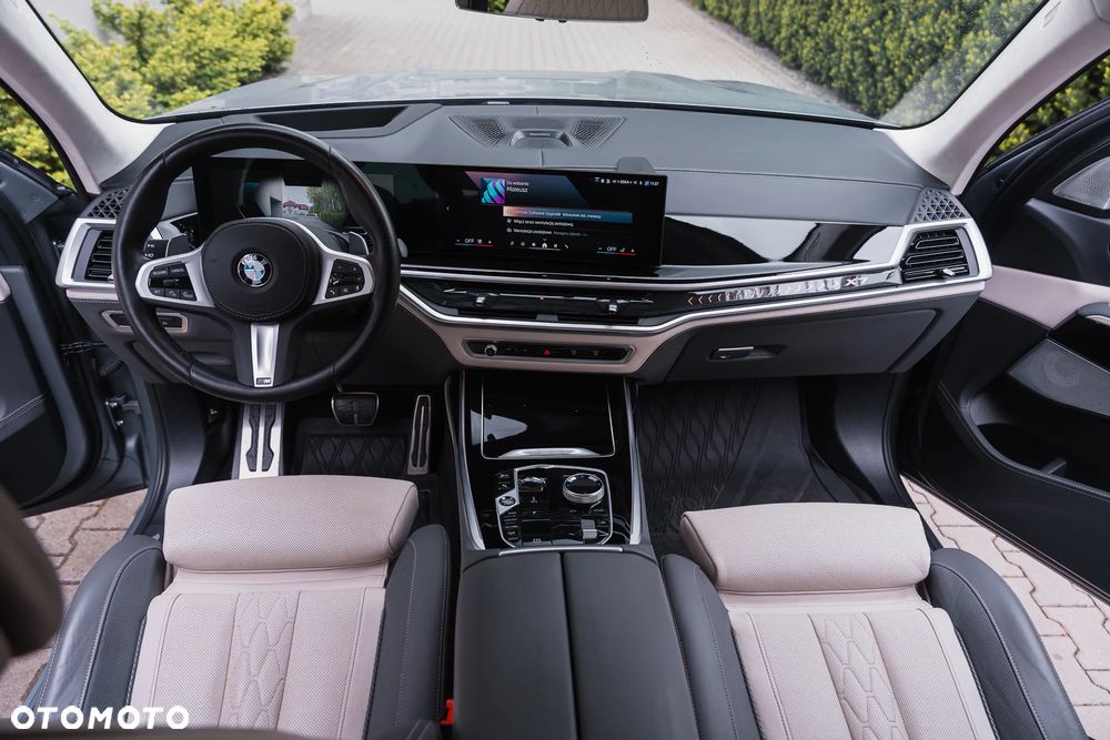BMW X7 - 13