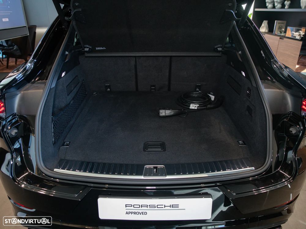 Porsche Cayenne Coupé E-Hybrid Black Edition - 19