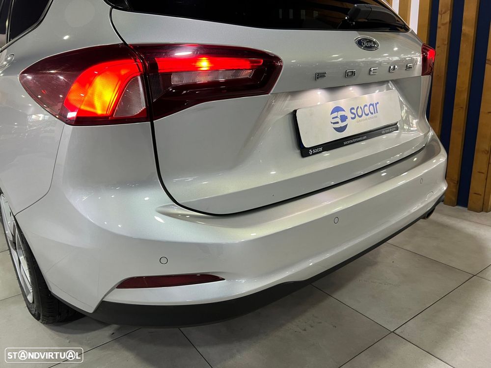 Ford Focus SW 1.0 EcoBoost Active - 6