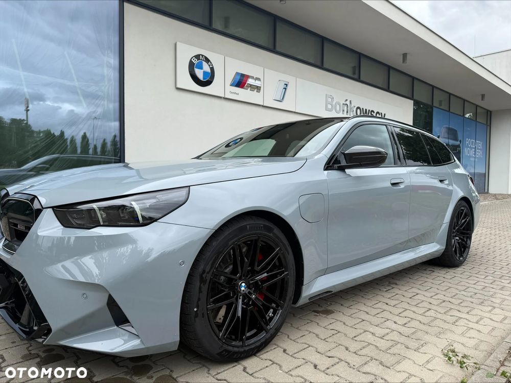 BMW M5 PHEV - 1