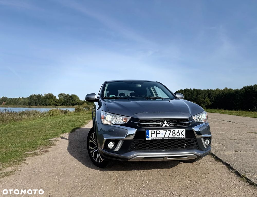 Mitsubishi ASX 1.6 Invite Navi - 2
