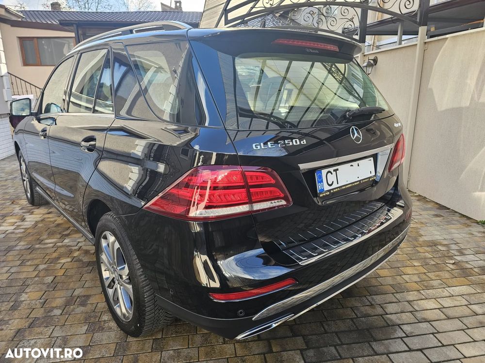 Mercedes-Benz GLE 250 d 4Matic 9G-TRONIC - 3