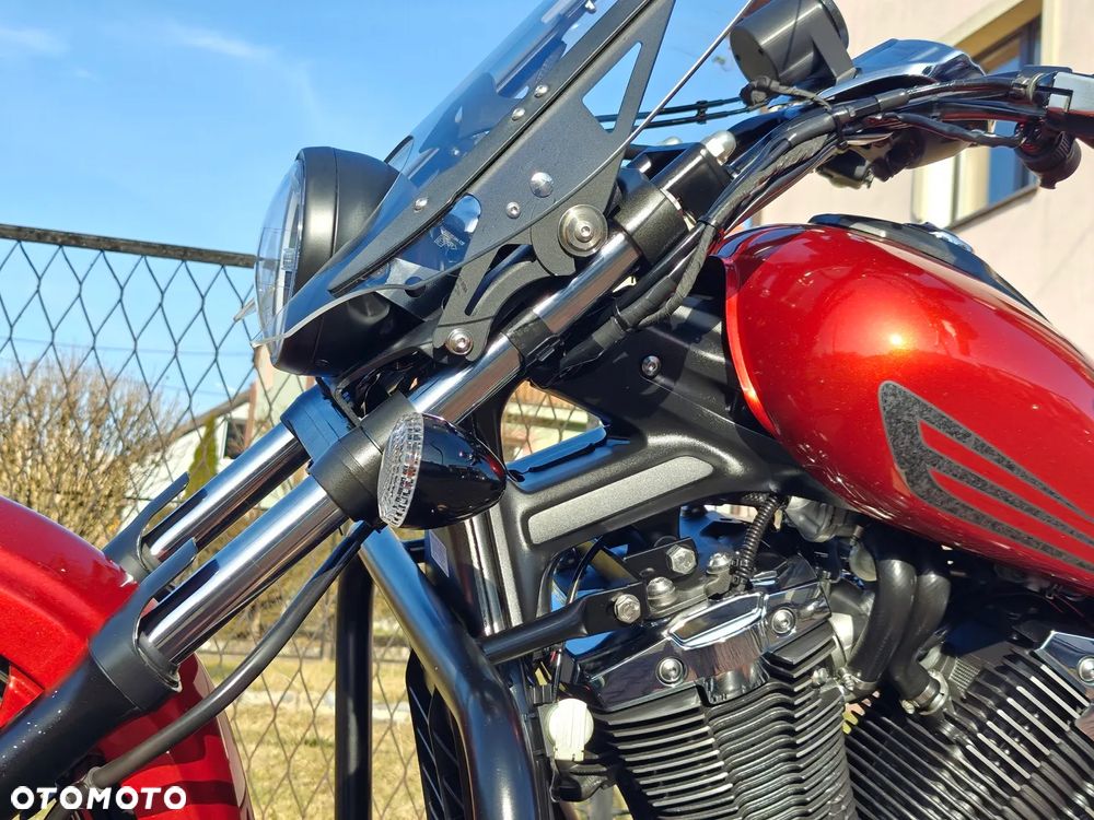 Yamaha XVS - 16