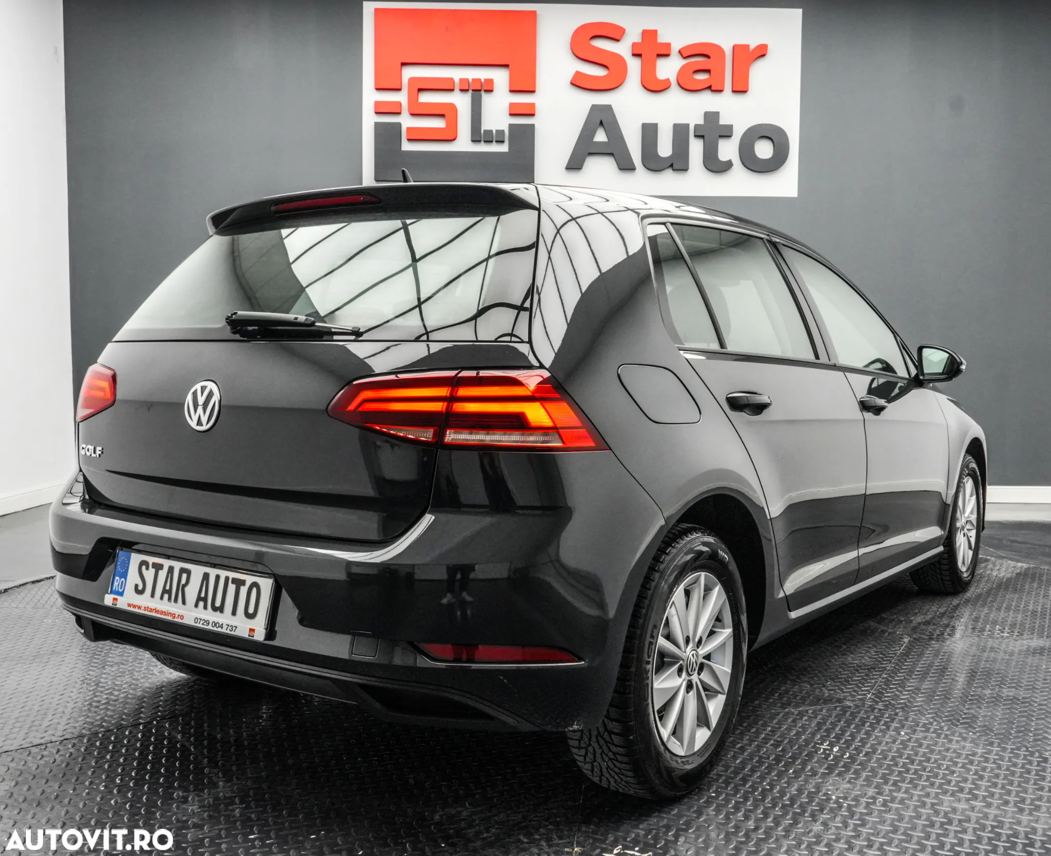 Volkswagen Golf 1.6 TDI Trendline - 6