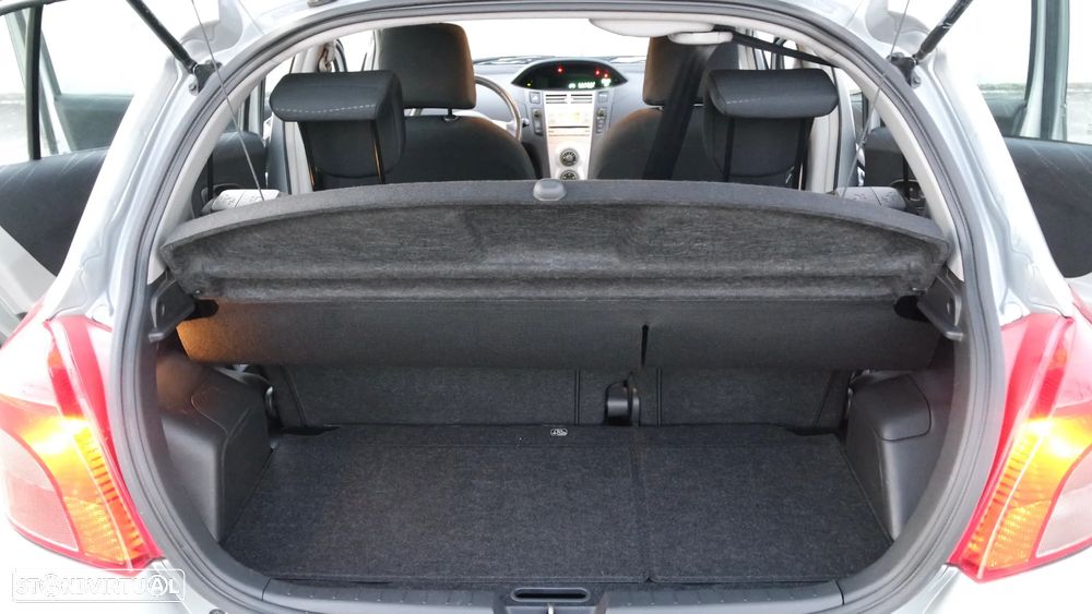 Toyota Yaris 1.0 VVT-i Comfort+AC+VSC - 53