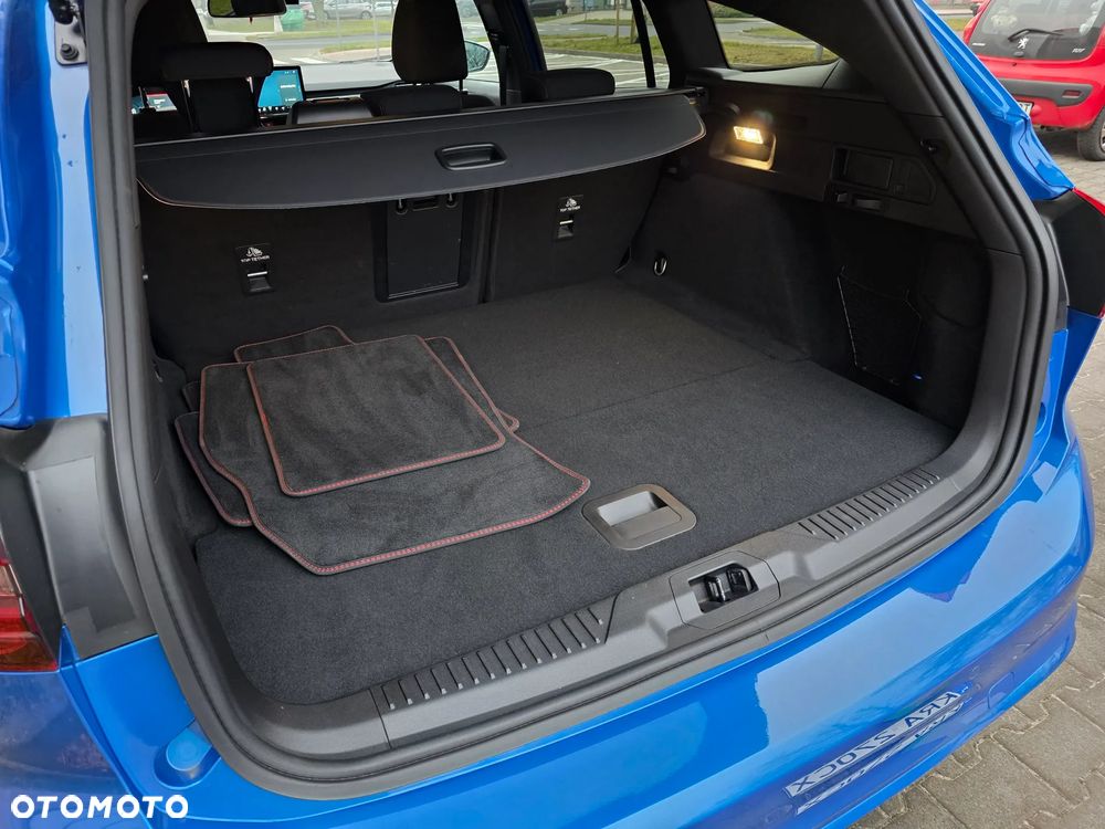 Ford Focus 1.0 EcoBoost mHEV ST-Line X - 38