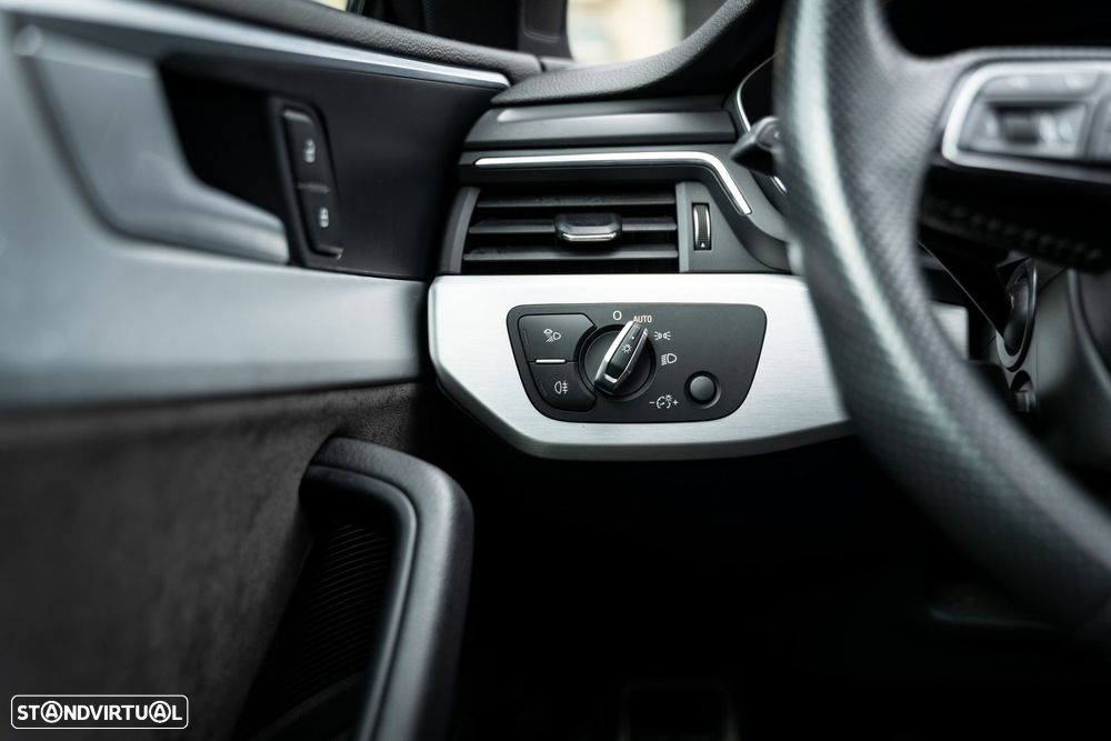 Audi A5 2.0 TDI S-line S tronic - 24