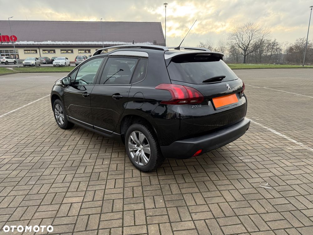 Peugeot 2008 PureTech 82 Style - 4