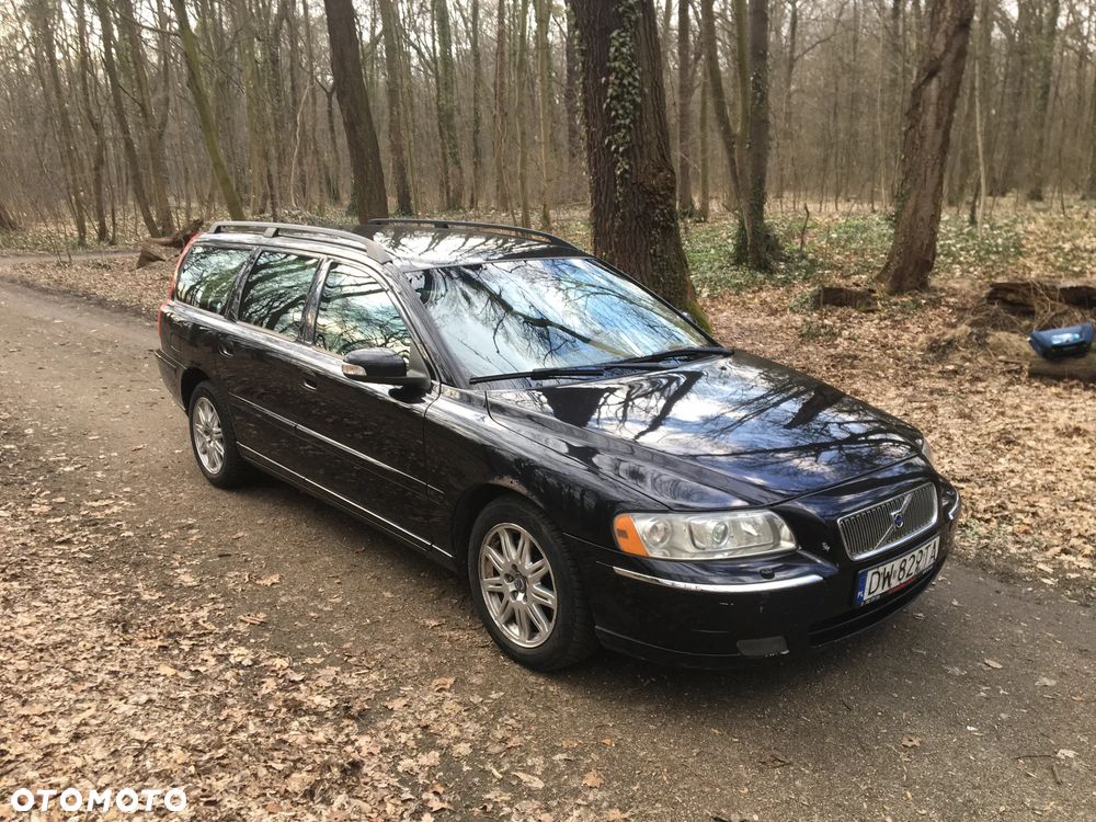 Volvo V70 D5 Momentum - 19