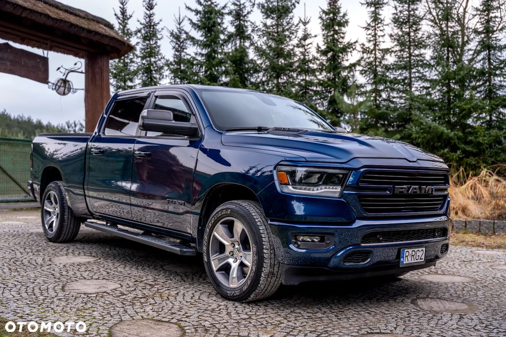Dodge RAM 5.7 4x4 - 11