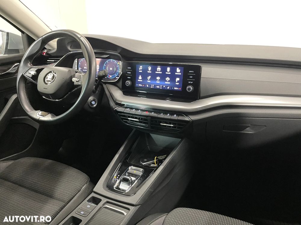 Skoda Octavia 2.0 TDI DSG Ambition - 9