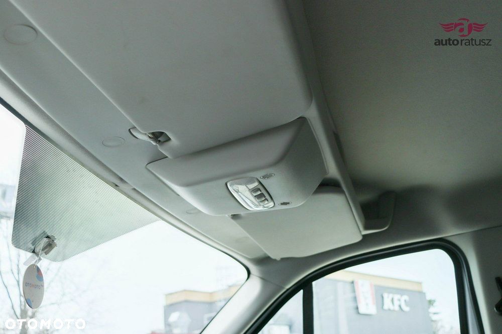 Ford Transit - 32
