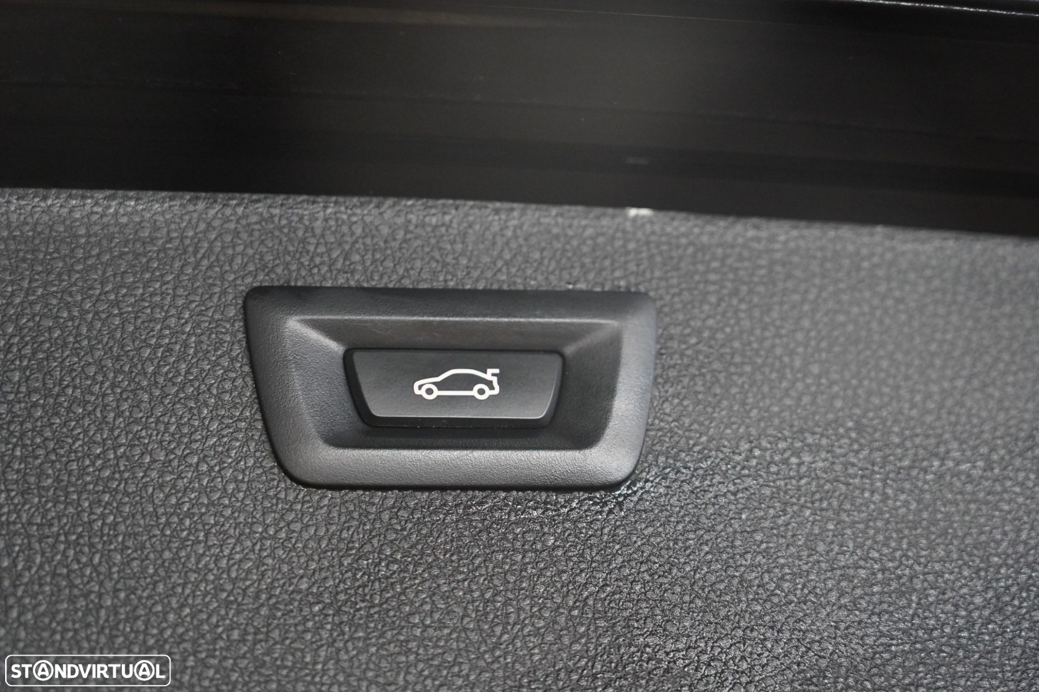 BMW 318 i Touring Pack M Auto - 30